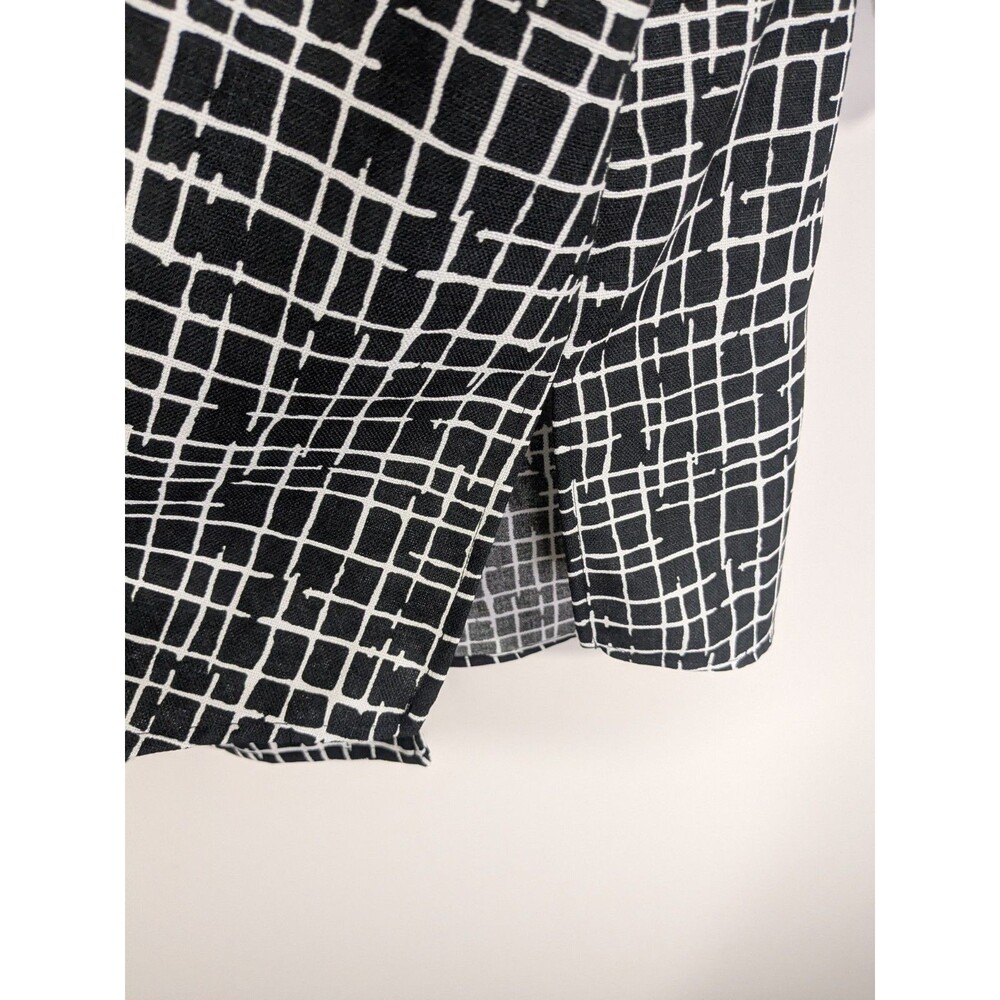 Caroline Rose Large Button Loop Over Shirt Black White Geometric Art to Wear 1X - Picture 5 of 7